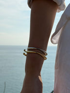 Gloss bangle