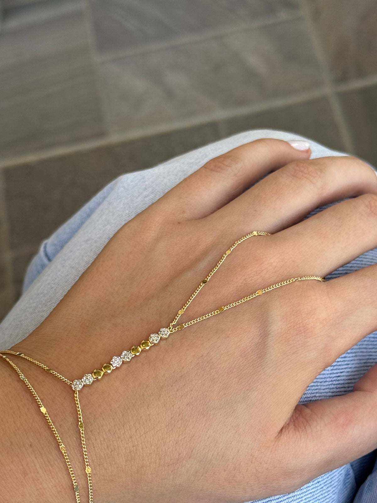 honey handchain